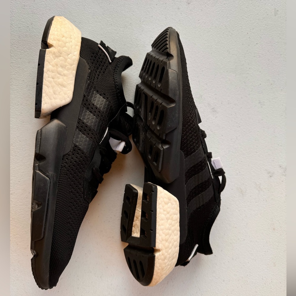 Adidas Size 13. Offer me I will take it.